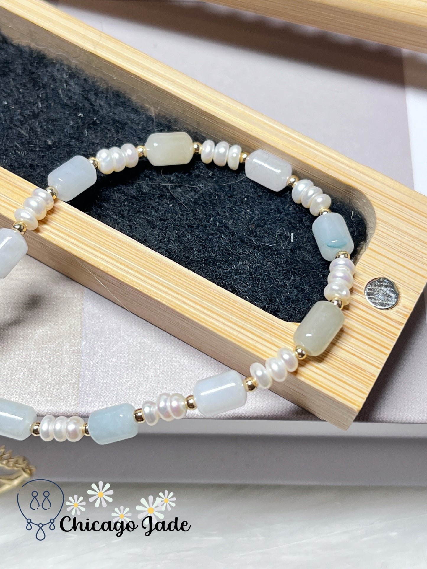 Multi-Color Natural Jadeite Jade Feicui Beads with Natural Freshwater Pearl Extendable Bracelet on Gold Plated Alloy