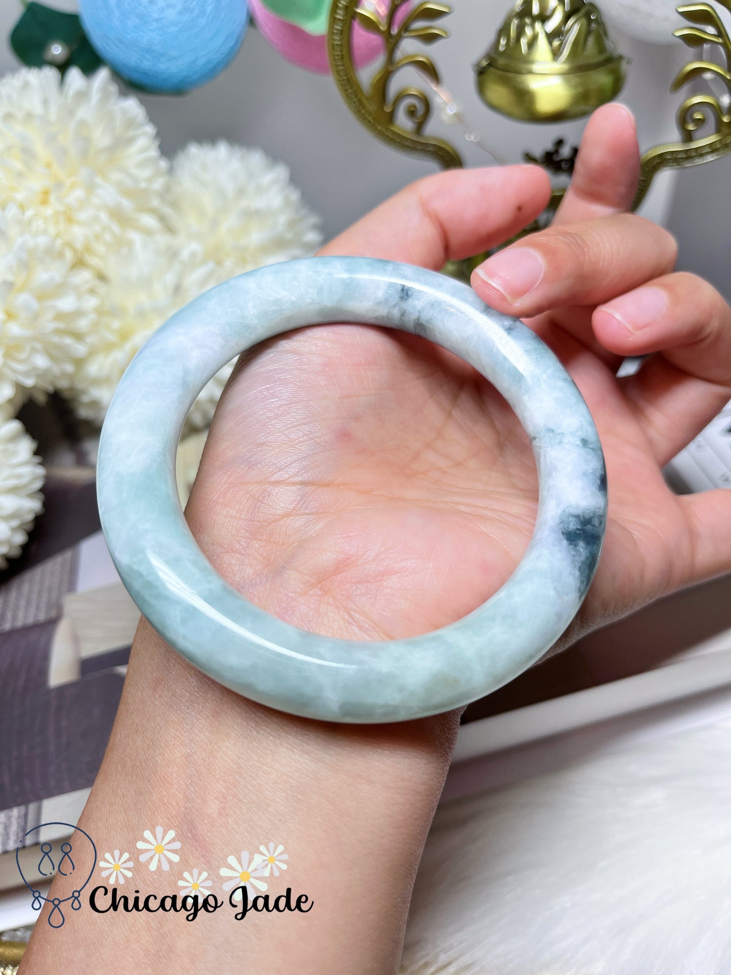 58.8mm Size L Light Green Base Darker Green Highlights Round Jadeite Jade Feicui Bangle Certified Burma