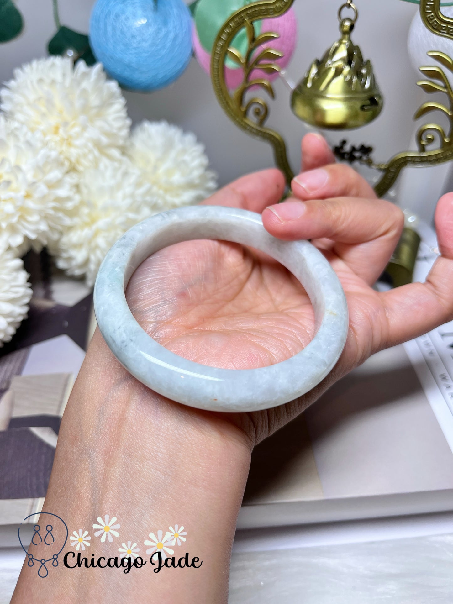 57.2mm Size M Faint Icy Apple Green Base with Grey Touches Flat Inside Jadeite Jade Feicui Bangle