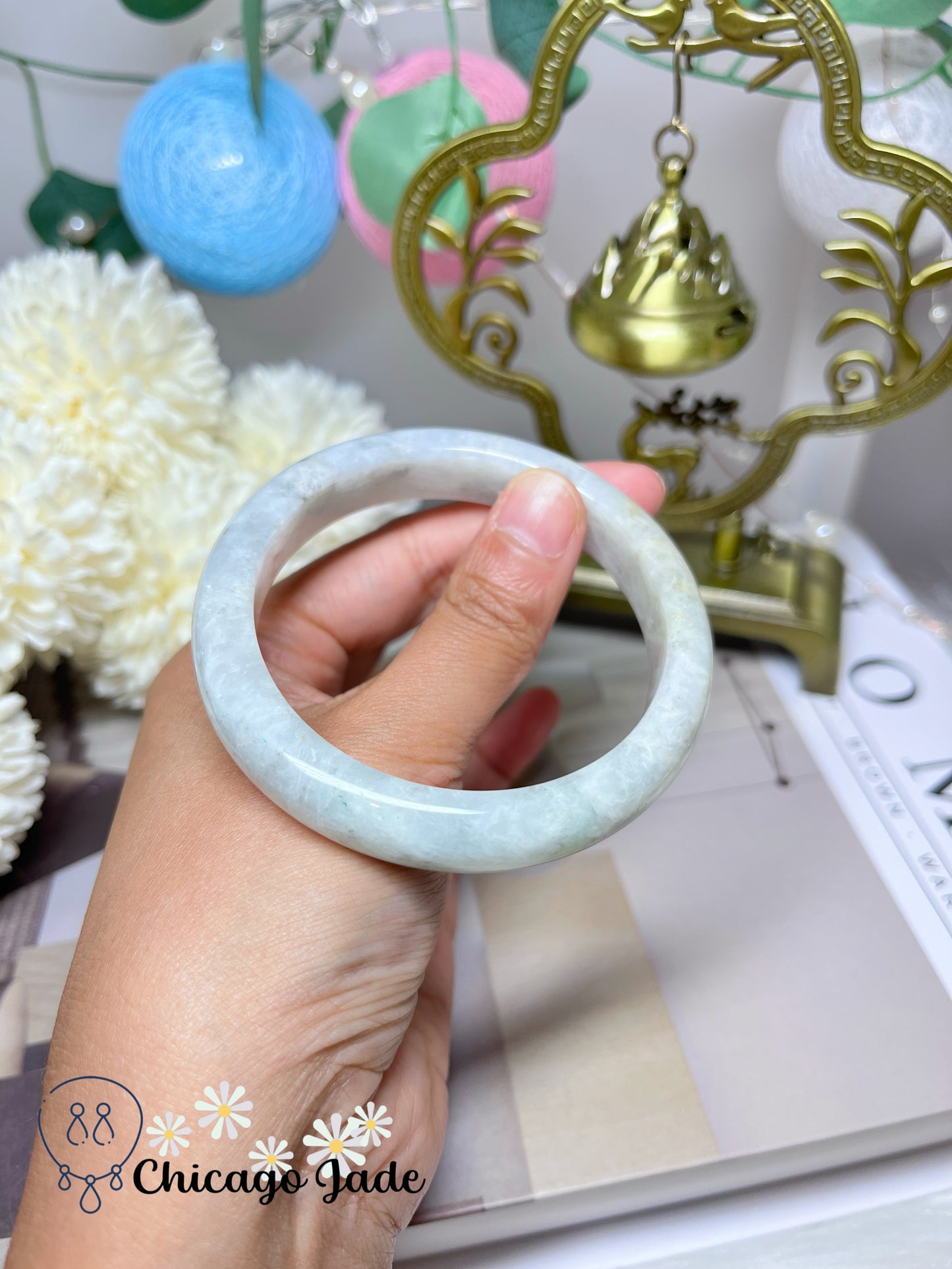 57.2mm Size M Faint Icy Apple Green Base with Grey Touches Flat Inside Jadeite Jade Feicui Bangle