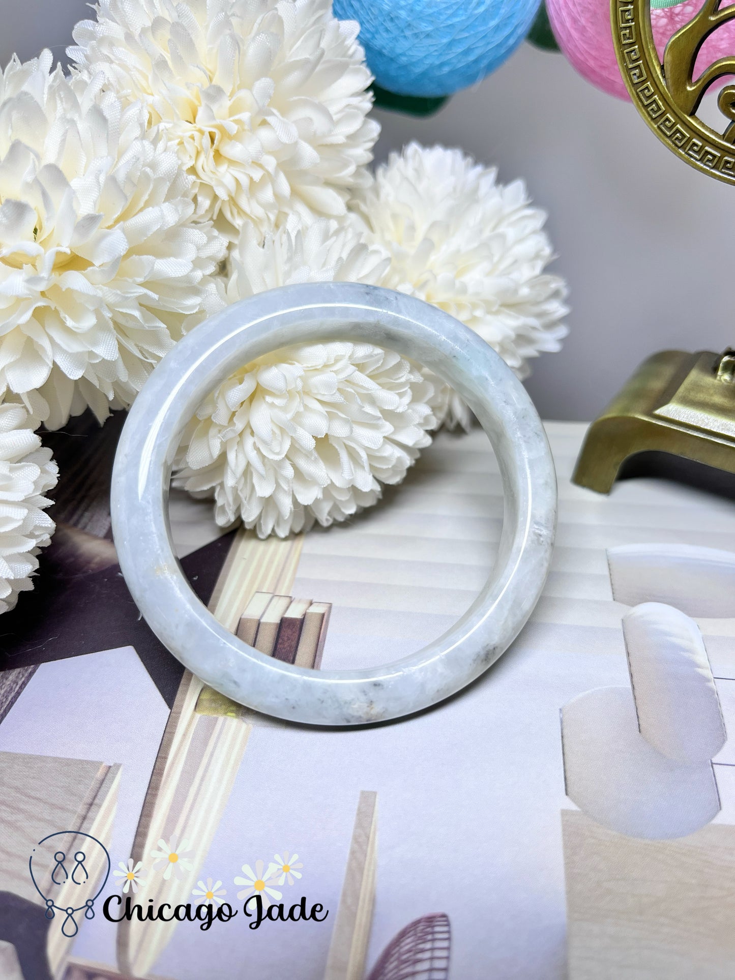 57.2mm Size M Faint Icy Apple Green Base with Grey Touches Flat Inside Jadeite Jade Feicui Bangle