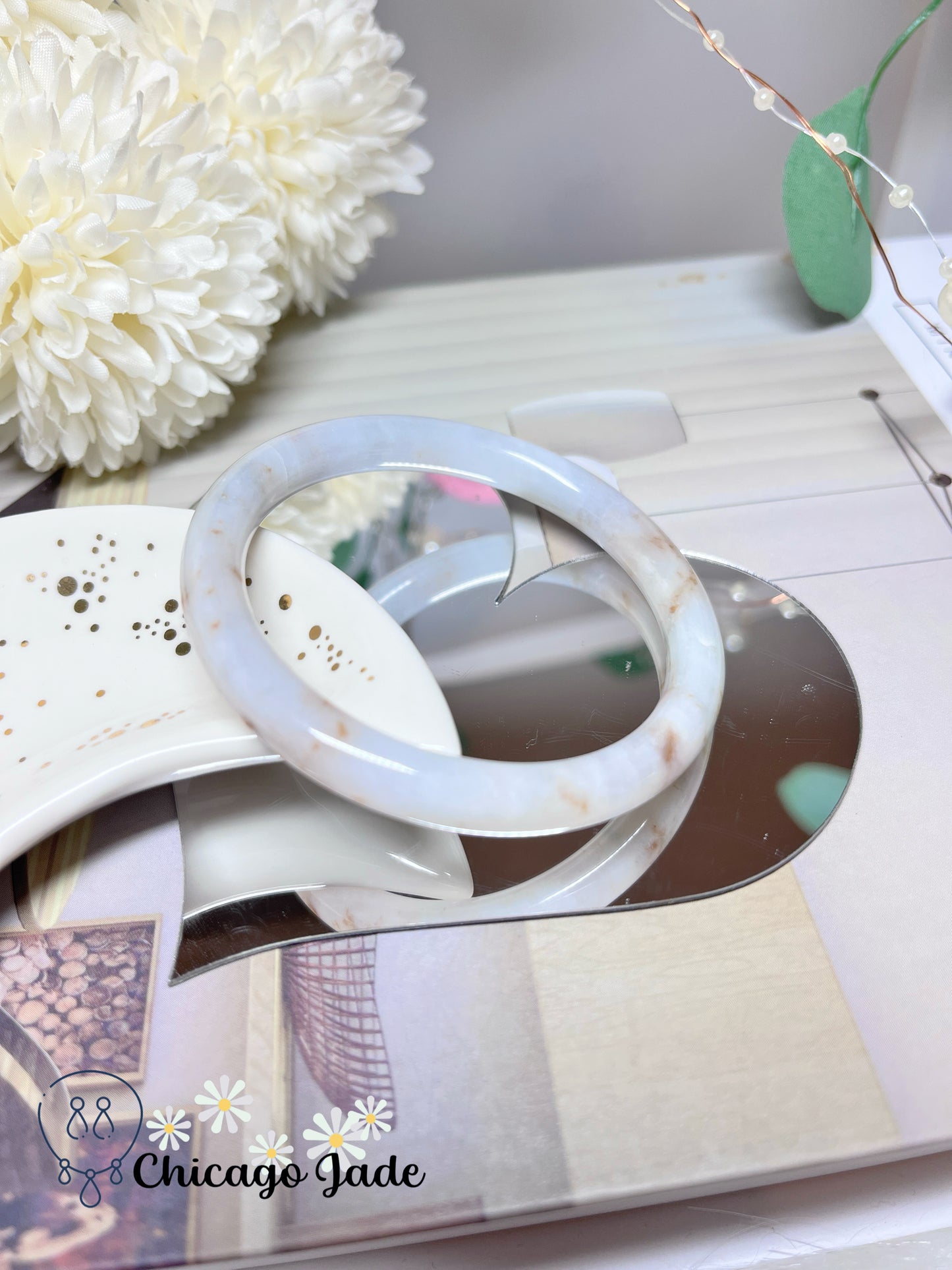54.9mm Size M Snow-white Base Golden Highlights Natural Grade A Authentic Untreated Burma Jadeite Jade Feicui Bangle