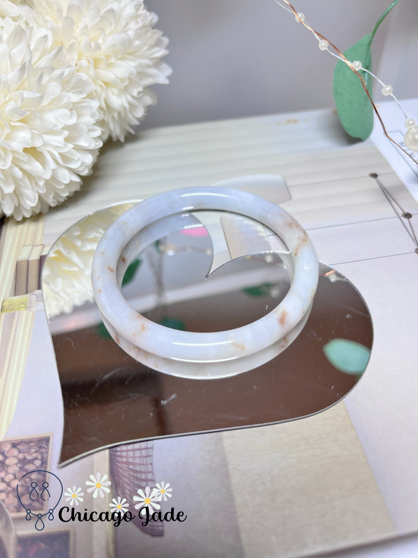 54.9mm Size M Snow-white Base Golden Highlights Natural Grade A Authentic Untreated Burma Jadeite Jade Feicui Bangle