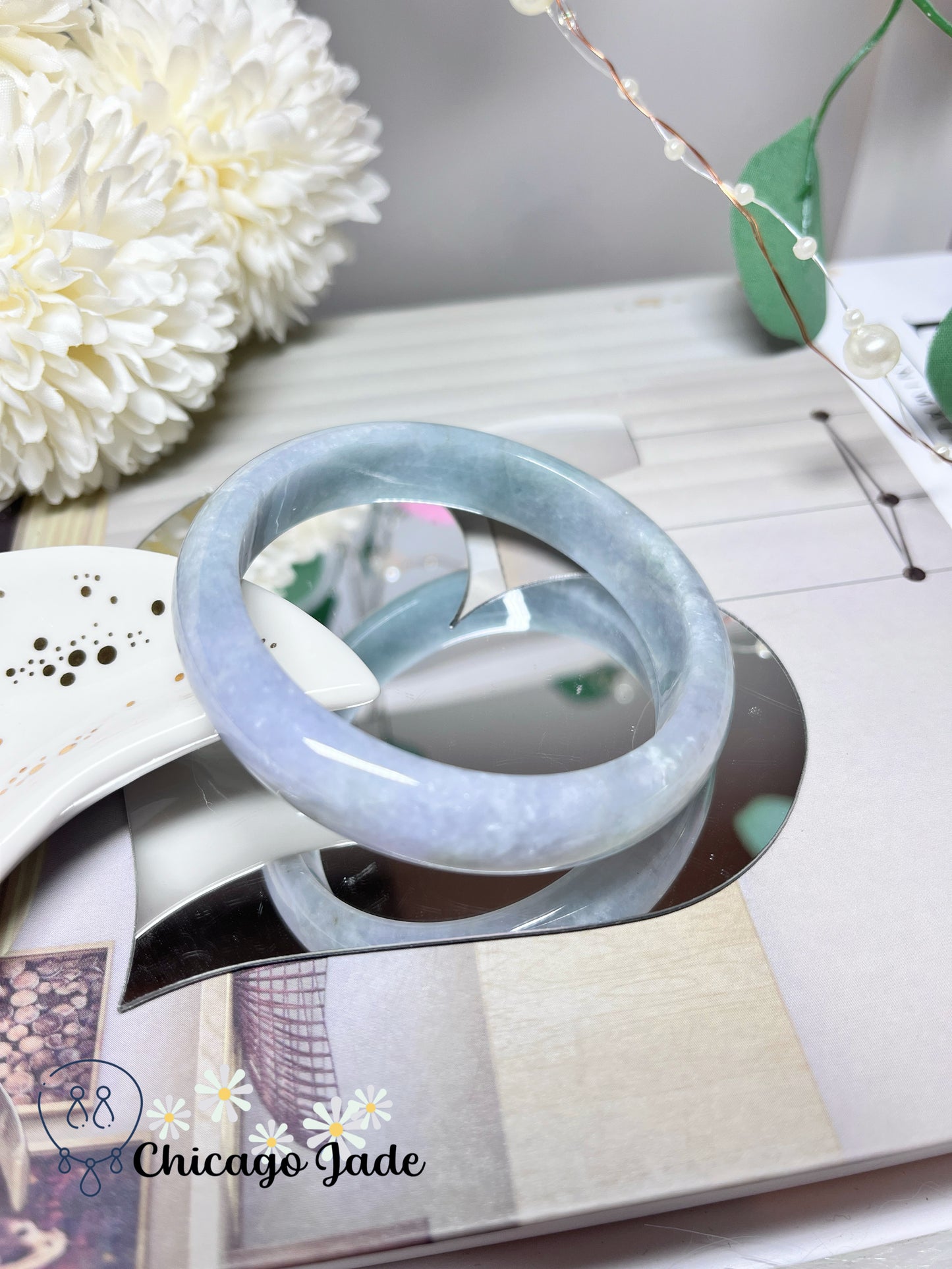 56.1mm Size M Blue Lavender Bi-Color Natural Grade A Authentic Jadeite Jade Feicui Bangle