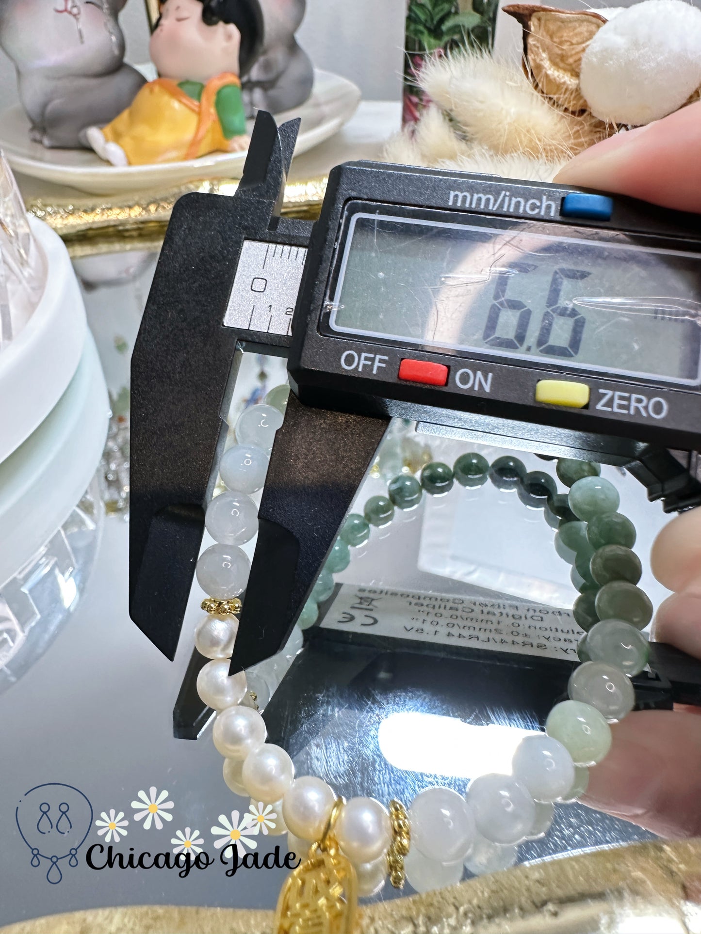 Gradient green smooth jadeite jade bead with pearl and alloy decoration