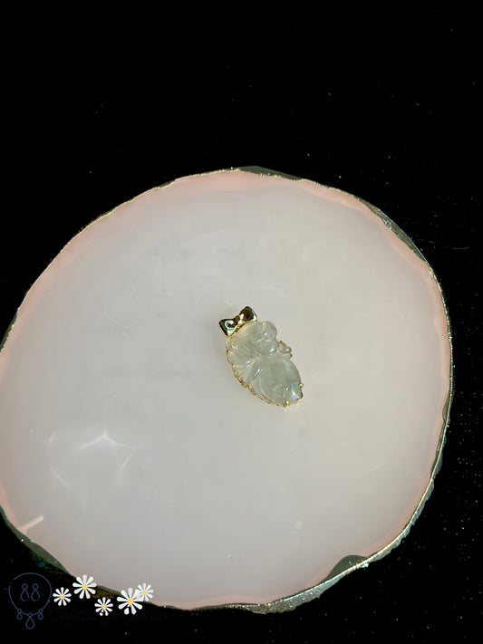 clear sage jadeite fairy pendant with 18k clasp