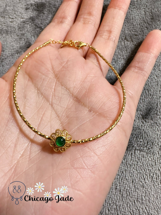 Finely designed 18K gold plated sterling s925 thing bracelet with bright green jadeite jade stone - Chicago Jadeanniversarybirthday giftbraceletChicago Jade
