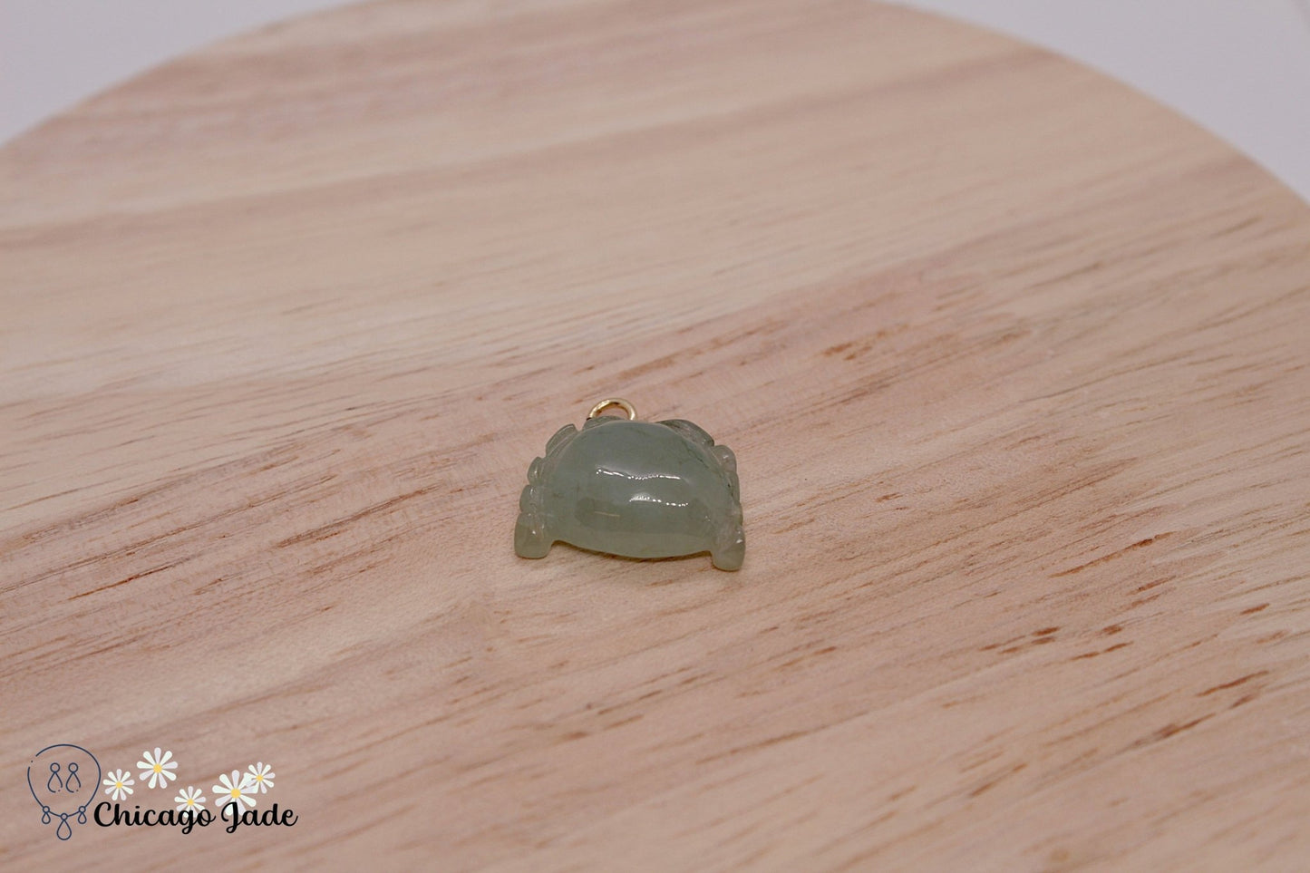 18K0002 Carved Crab Jadeite Clear Green 18k Gold Pendant Necklace - Chicago JadecharmgoldnecklaceChicago Jade
