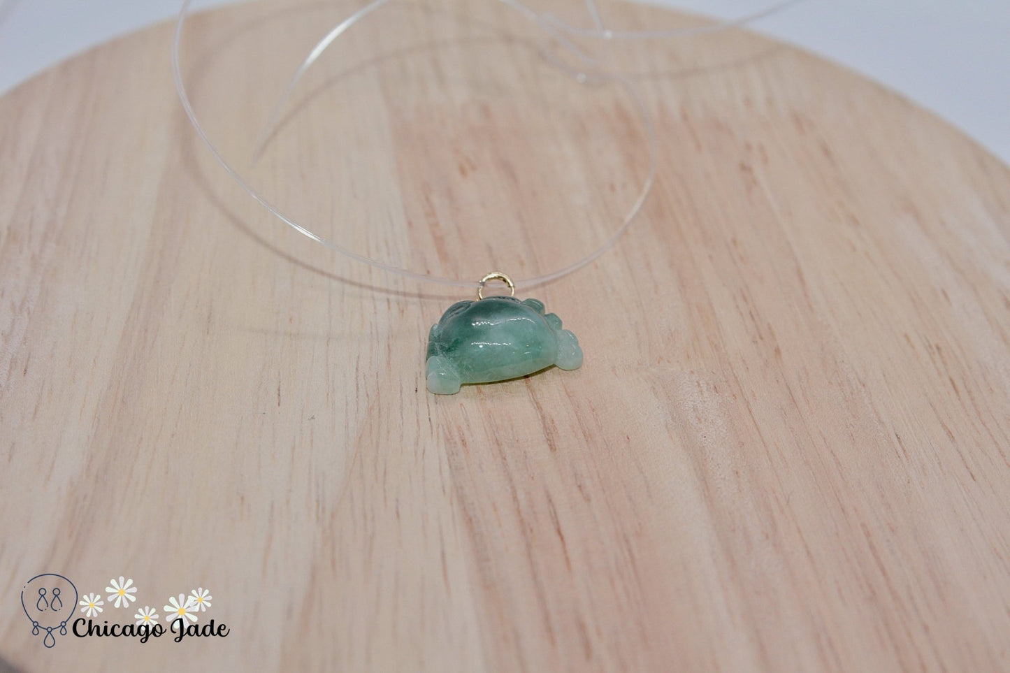 18K0011 Dark Green Shade Crab Jadeite 18k Gold Pendant Necklace - Chicago JadecharmgoldnecklaceChicago Jade