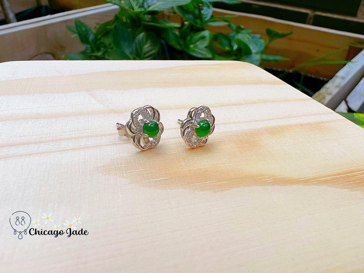 JE0002 Floral Jadeite Sterling Silver S925 Earring Stud with Zircon银镶危料 - Chicago JadeearringsilverChicago Jade