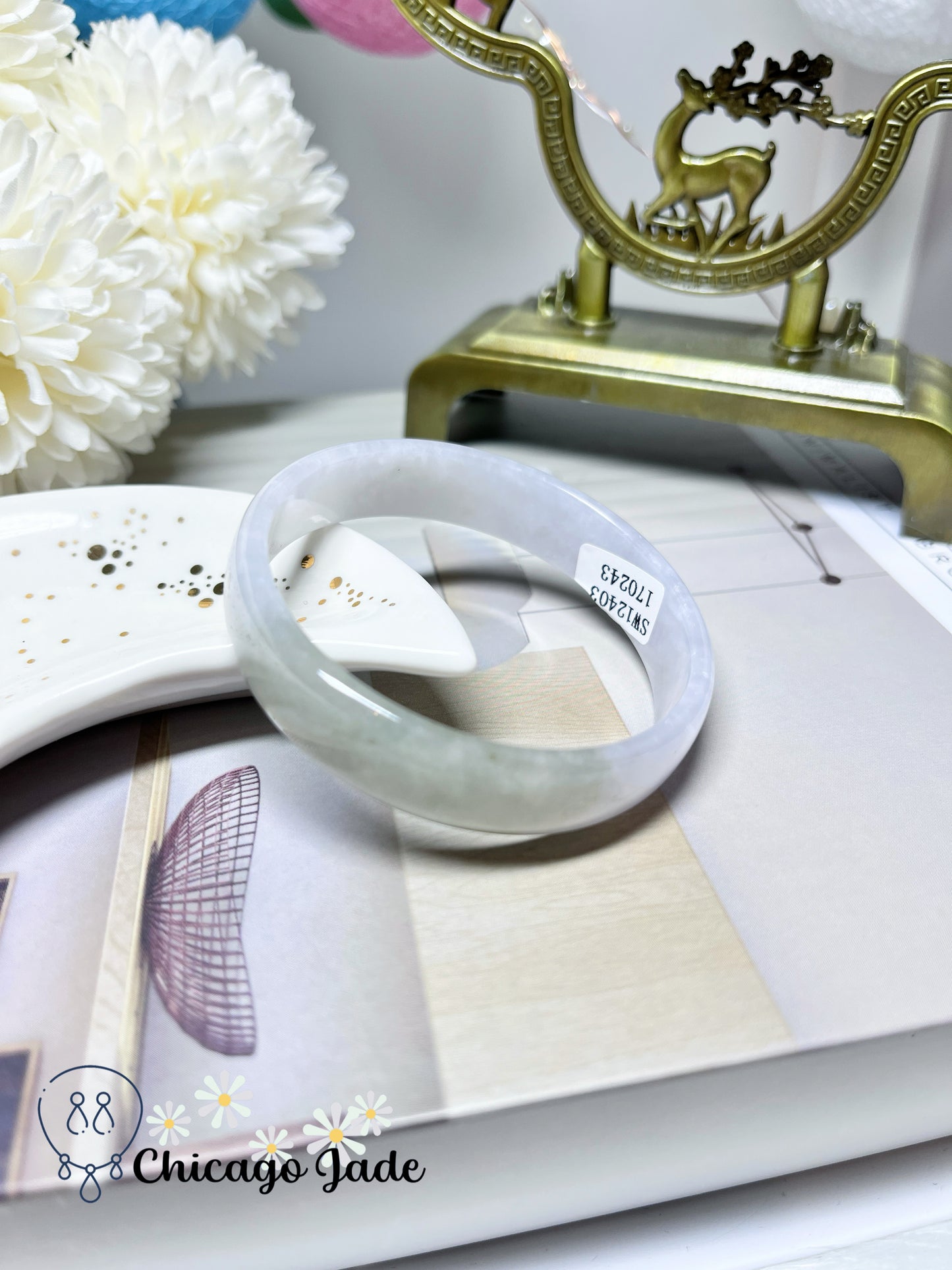 51.8mm Size XS Icy Moonlight White Flat Inside Dainty Princess Style Jadeite Jade Feicui Bangle with Yellow Color