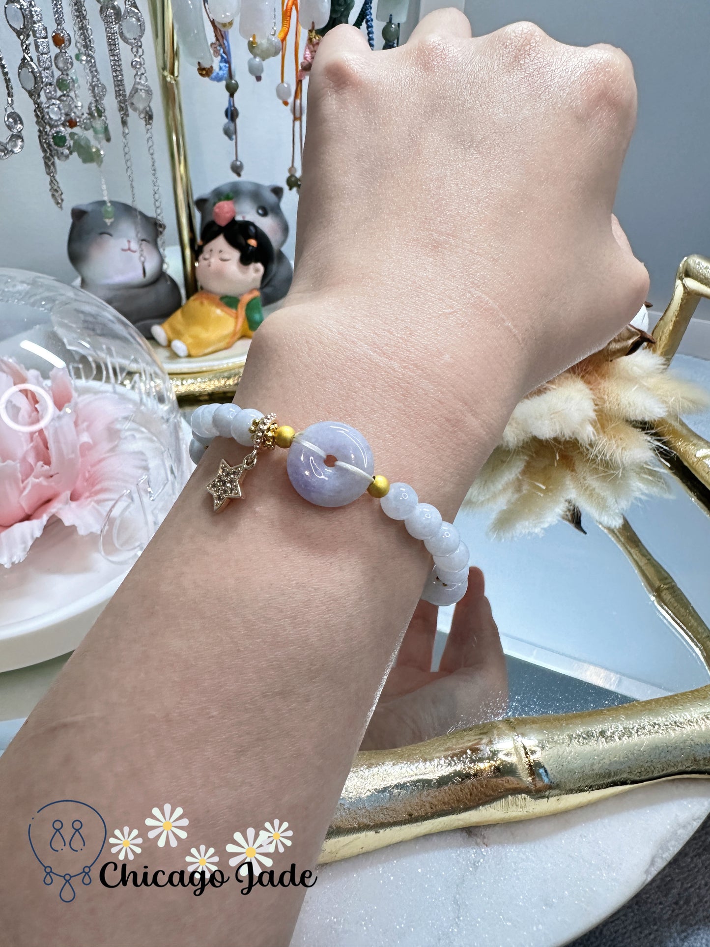 Pingan Kou (Brings good wishes for safety) Moonlight base with dark purple jadeite jade beaded bracelet