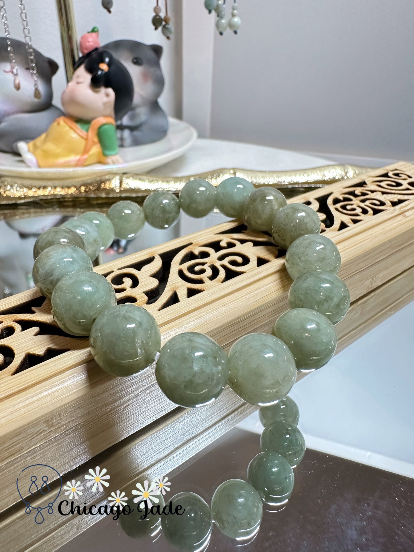 Large round green yellow jadeite jade beaded bracelet - gender neutral handmade Grade A