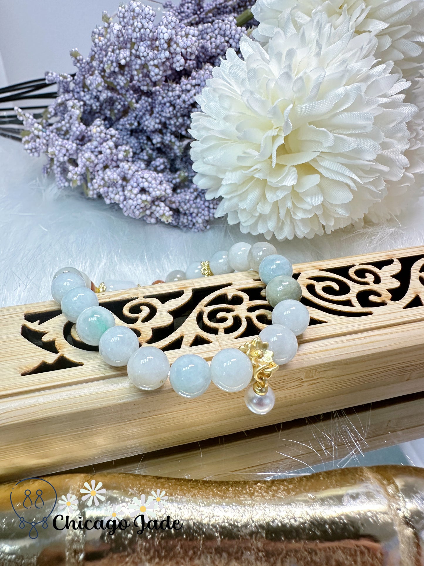 Elegant white jadeite jade feicui beaded bracelet adjustable size with natural pearl dangle