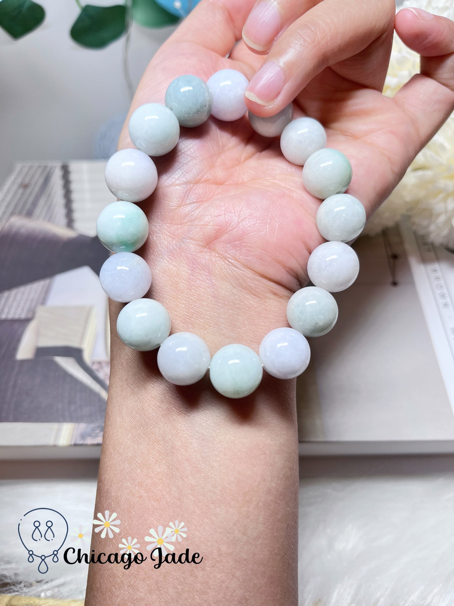 Large Snow White Smooth Porcelain Base Natural Jadeite Jade Feicui Beaded Bracelet Stretchable