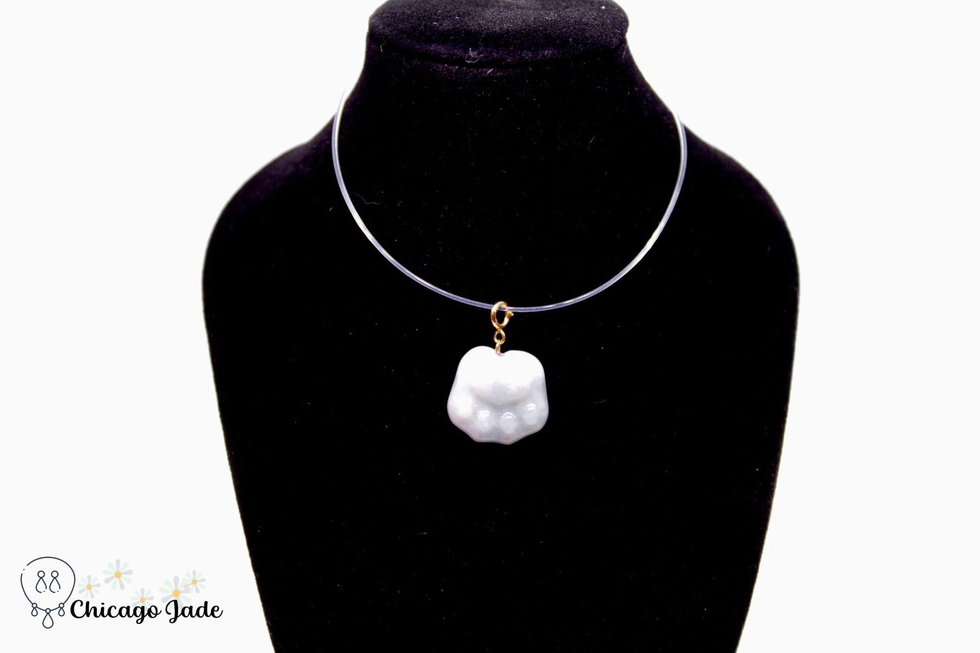 18K0003 Carved Cat Paw Jadeite White 18k Gold Pendant Necklace - Chicago JadecharmgoldnecklaceChicago Jade