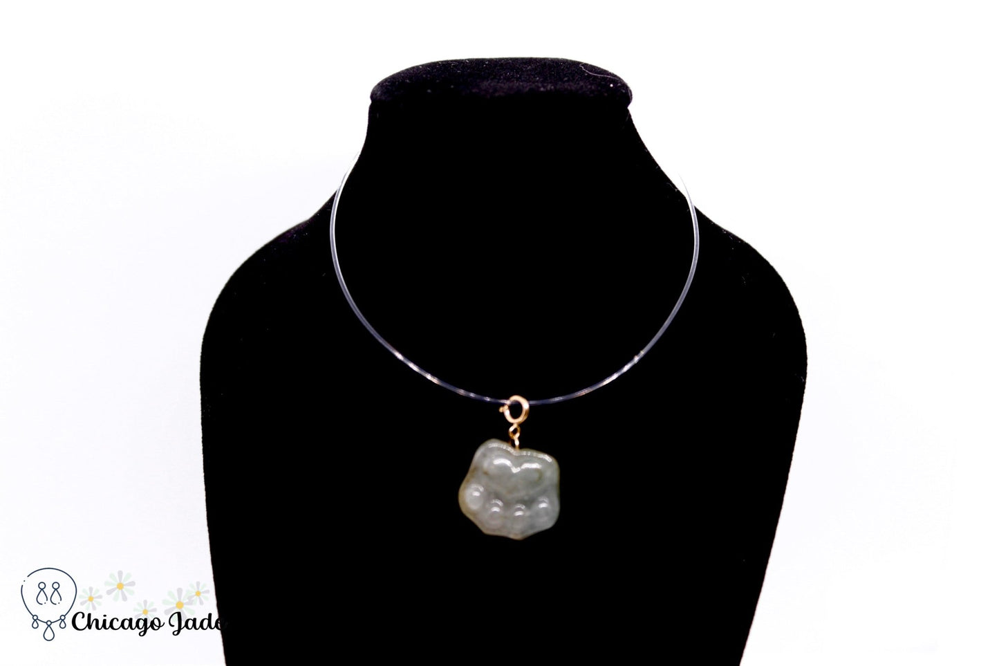 18K0004 Carved Cat Paw Jadeite Clear Yellow Tone 18k Gold Pendant Necklace - Chicago JadecharmgoldnecklaceChicago Jade