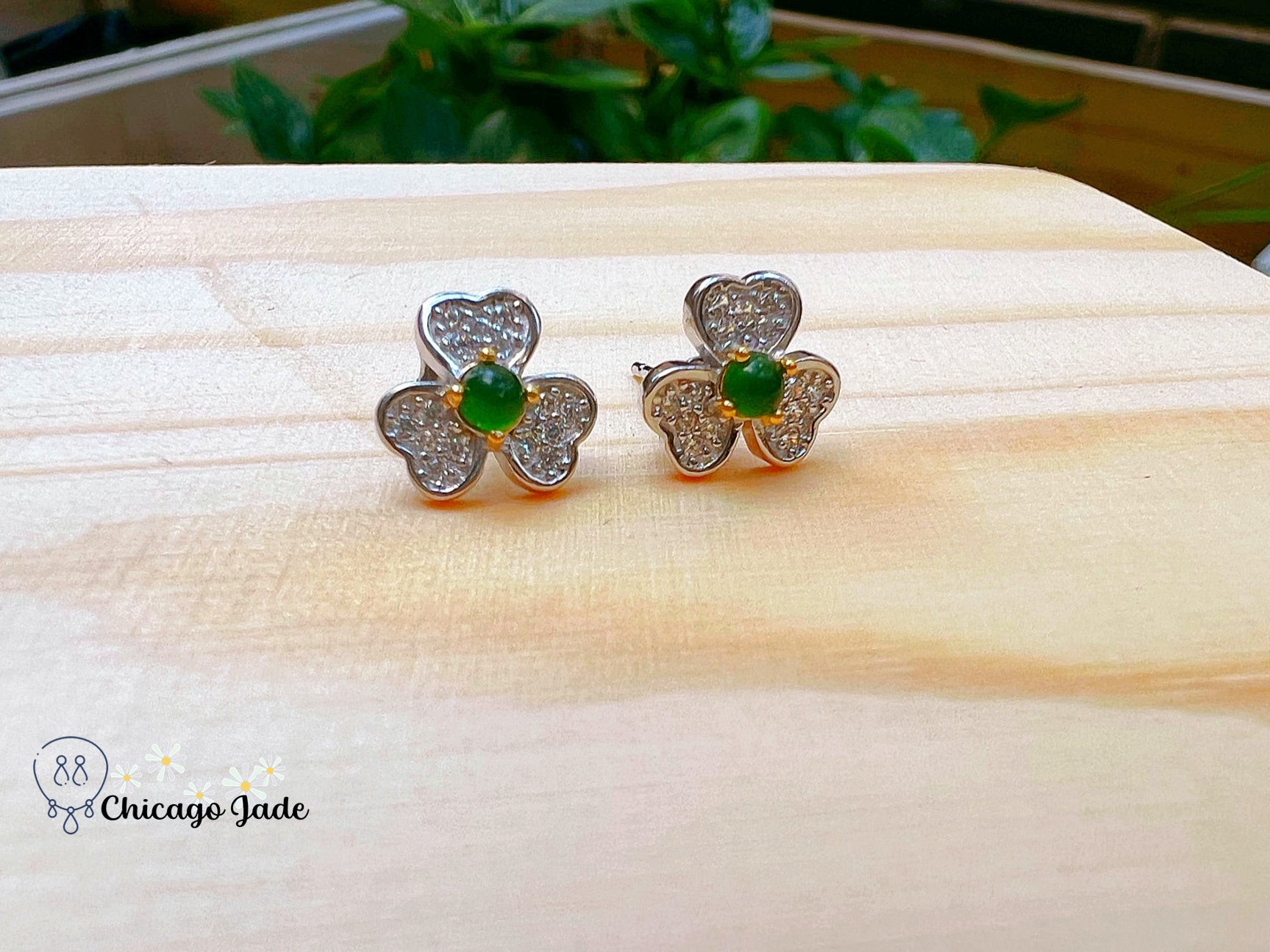 JE0006 Jadeite Sterling Silver S925 Clover Earring Studs with Zircon 银镶危料 - Chicago JadeearringsilverChicago Jade