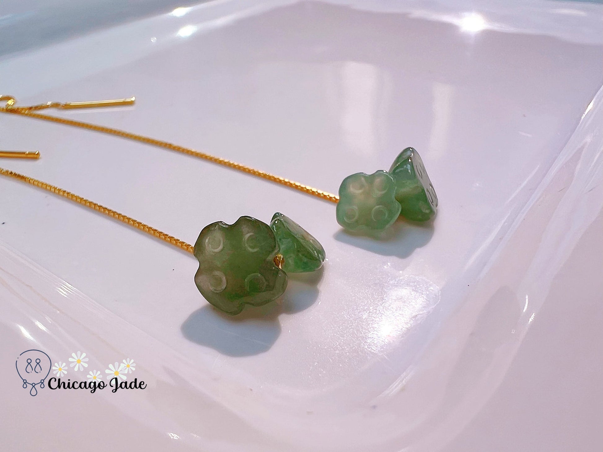 JE0014 Lotus Jadeite and Sterling Silver S925 Gold Plated Threader Chain Earring 银镶缅料 - Chicago JadeearringlotussilverChicago Jade