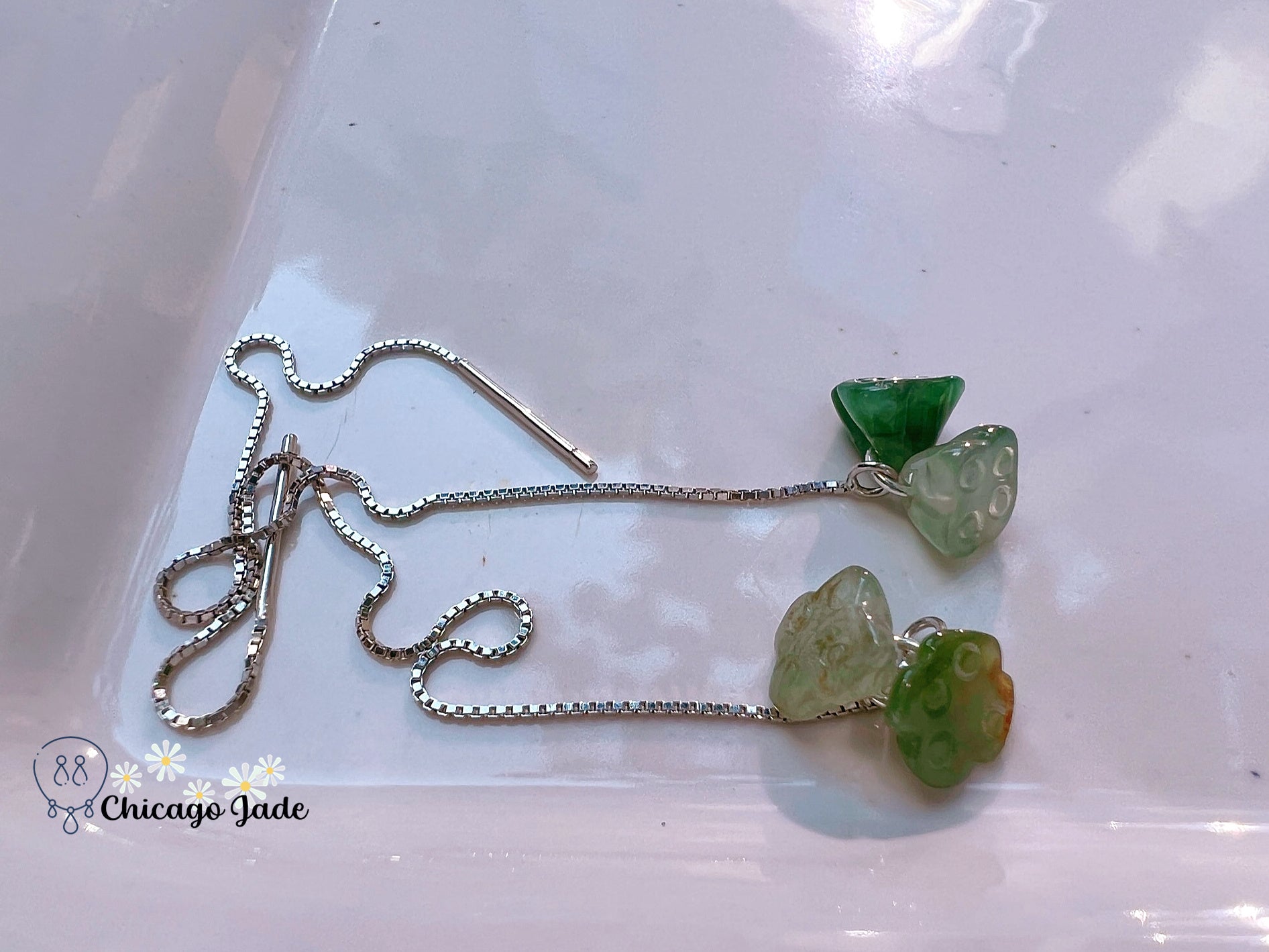 JE0019 Lotus Jadeite and Sterling Silver S925 Threader Chain Earring 银镶缅料 - Chicago JadeearringlotussilverChicago Jade