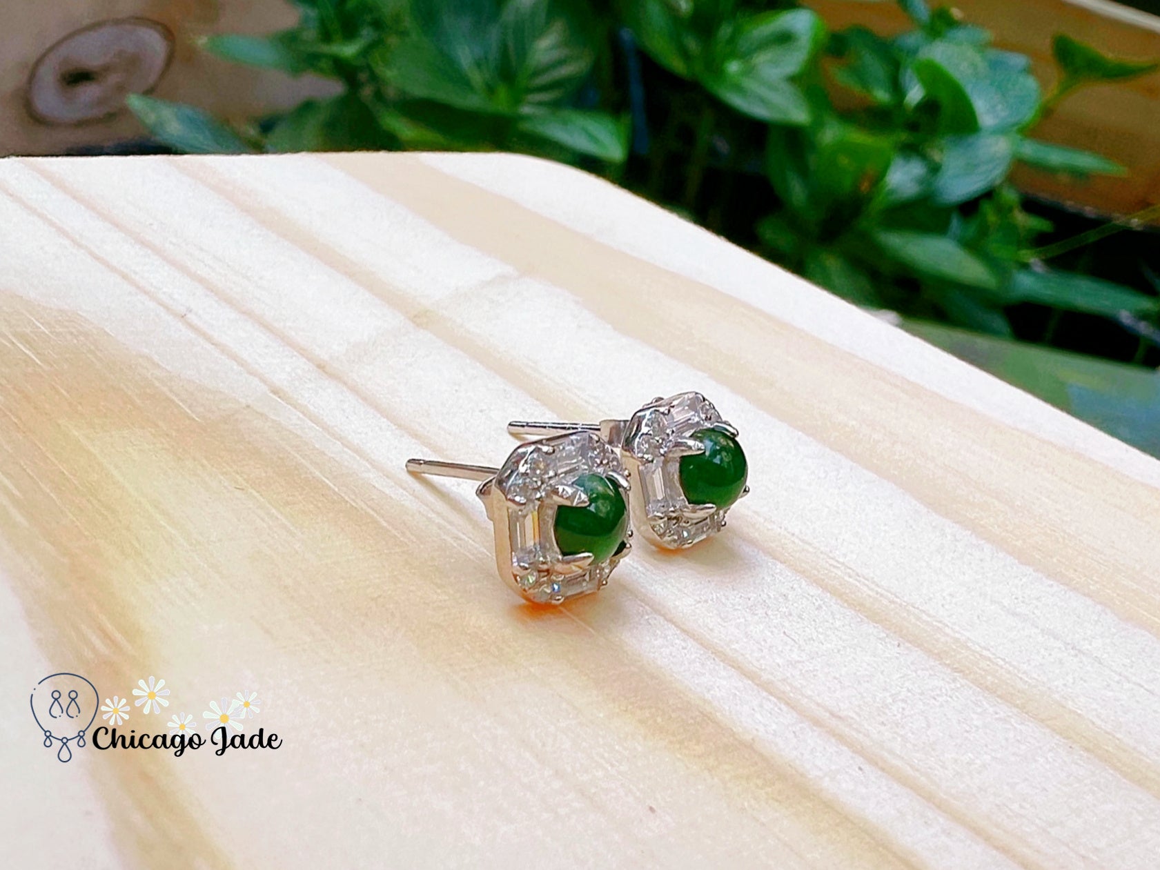 JE0022 Square Jadeite Sterling Silver S925 Stud Earring with Baguette Zircon Halo 银镶危料 - Chicago JadeearringsilverChicago Jade