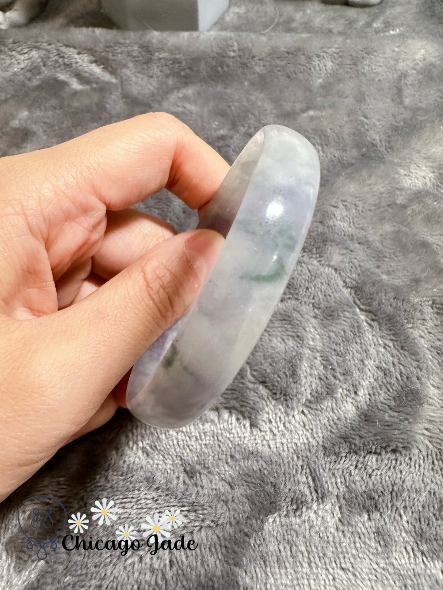 Light purple base with green flowers thin jadeite jade bangle (size XS) - Chicago Jadeanniversarybanglebirthday giftChicago Jade